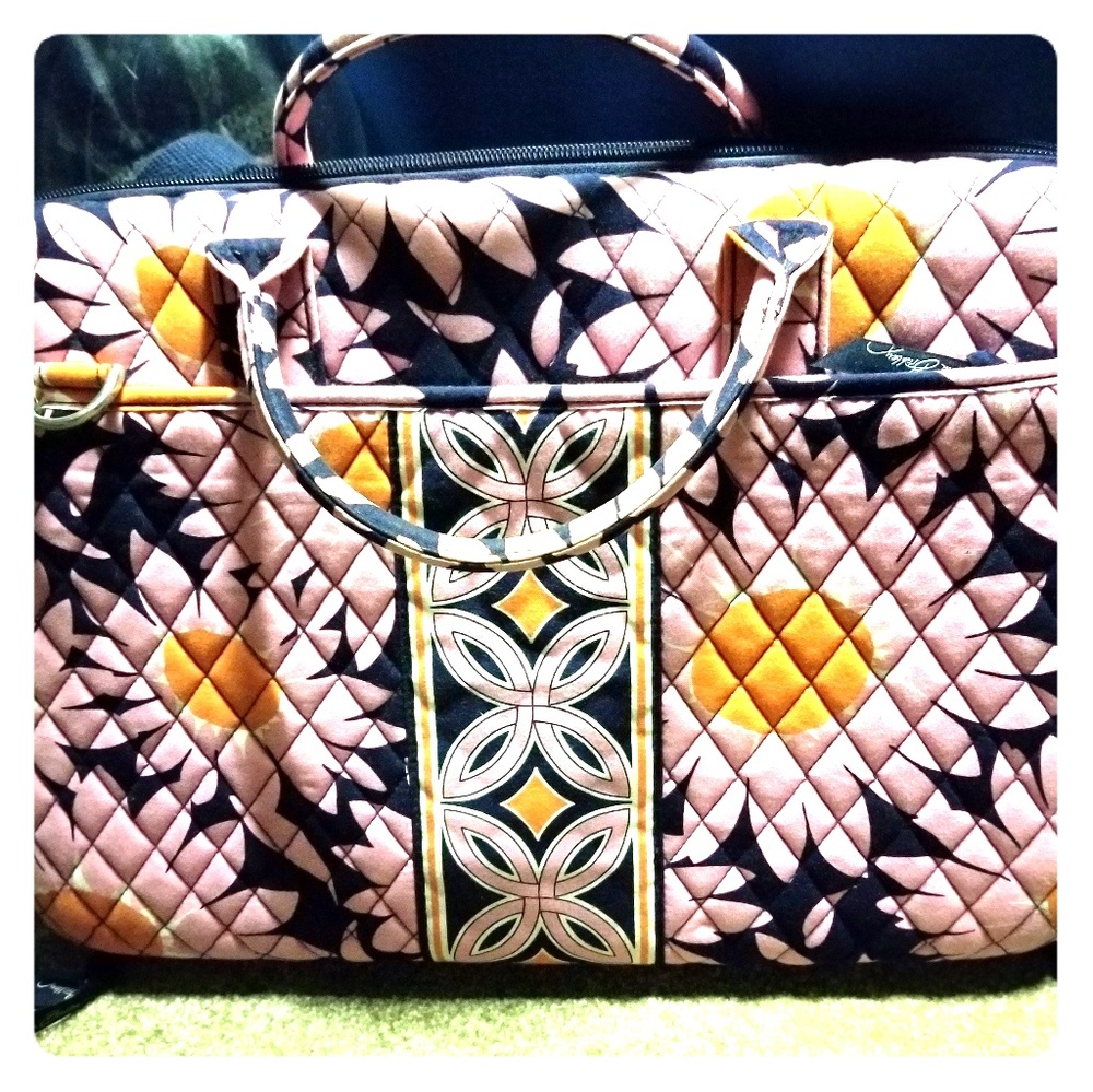 Vera Bradley Pink Sunflowers hard shell laptop cas